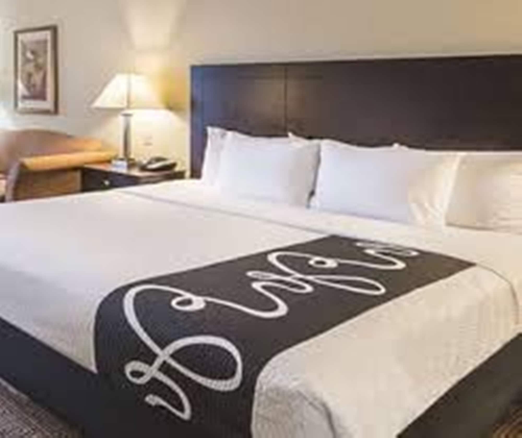 La Quinta By Wyndham Waxahachie Otel Dış mekan fotoğraf